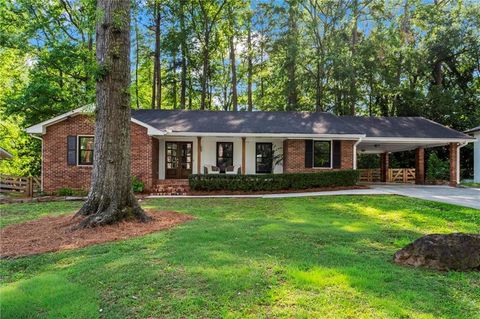 Photo of 1826 E Ramble Court, Decatur, GA 30033 (MLS # 7768340)