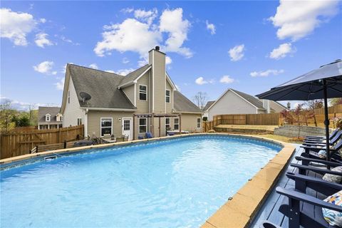 Homes For Sale - 5645 Wooded Valley Way<br/> Flowery Branch, GA 30542