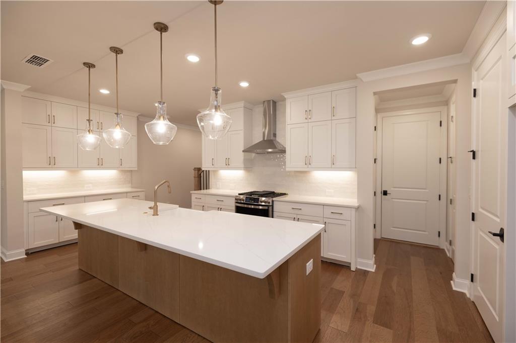512 Winston Croft Circle #57, Johns Creek, Georgia image 11