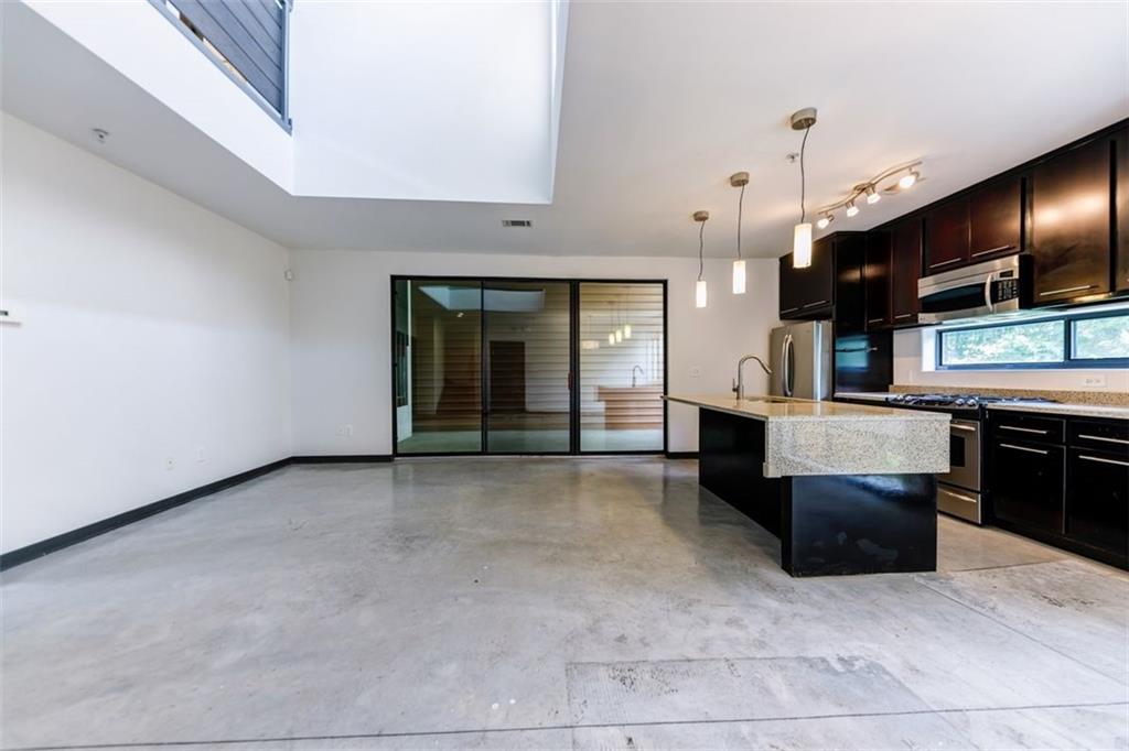 972 Dekalb Avenue NE 205