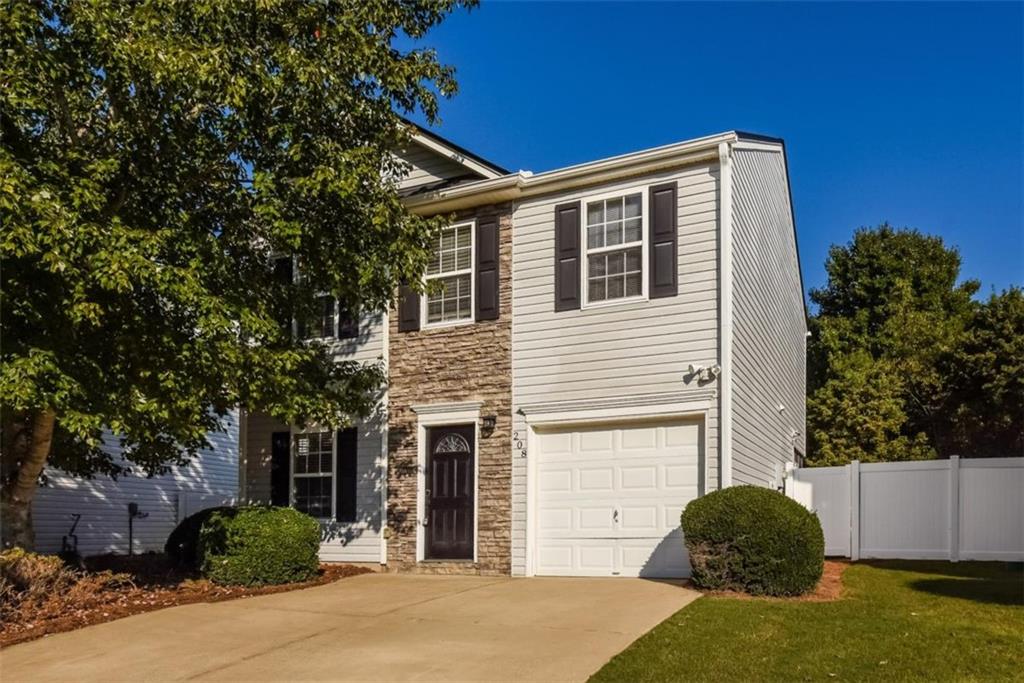 208 Ilex Drive