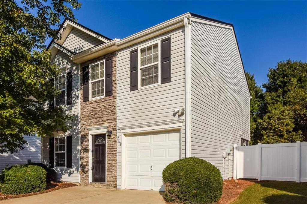 208 Ilex Drive