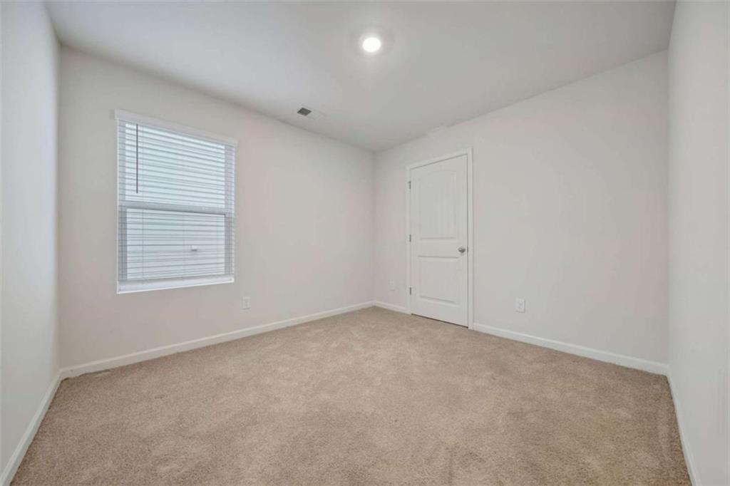 826 Bentley Drive, Fairburn, Georgia image 24
