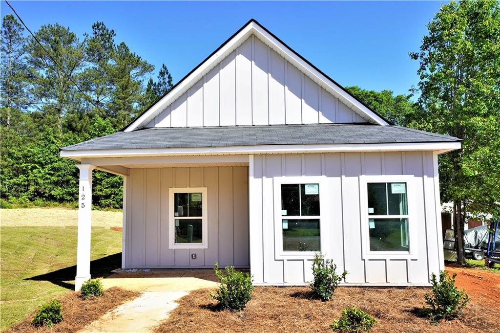 Charming 3 bed/2 bath new construction cottage in Downtown Carrollton built by Fairfield Home Group, LLC. This home is walking distance to the Greenbelt and minutes from the Carrollton Square! The cozy and functional floor plan features an open-concept great room with eat-in kitchen, granite countertops, new stainless steel range/dishwasher, LVP Flooring, light grey painted walls and chrome hardware/fixtures. No HOA. Preferred lender Lisa Parchia at PMG Home. Photos are of a previous build and are for demonstrative purposes only; colors and design selections may vary. Anticipated completion early July 2023.