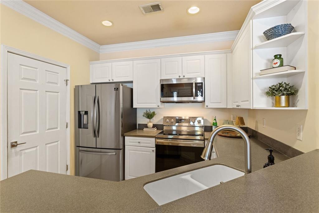 2400 Cumberland Parkway SE 311