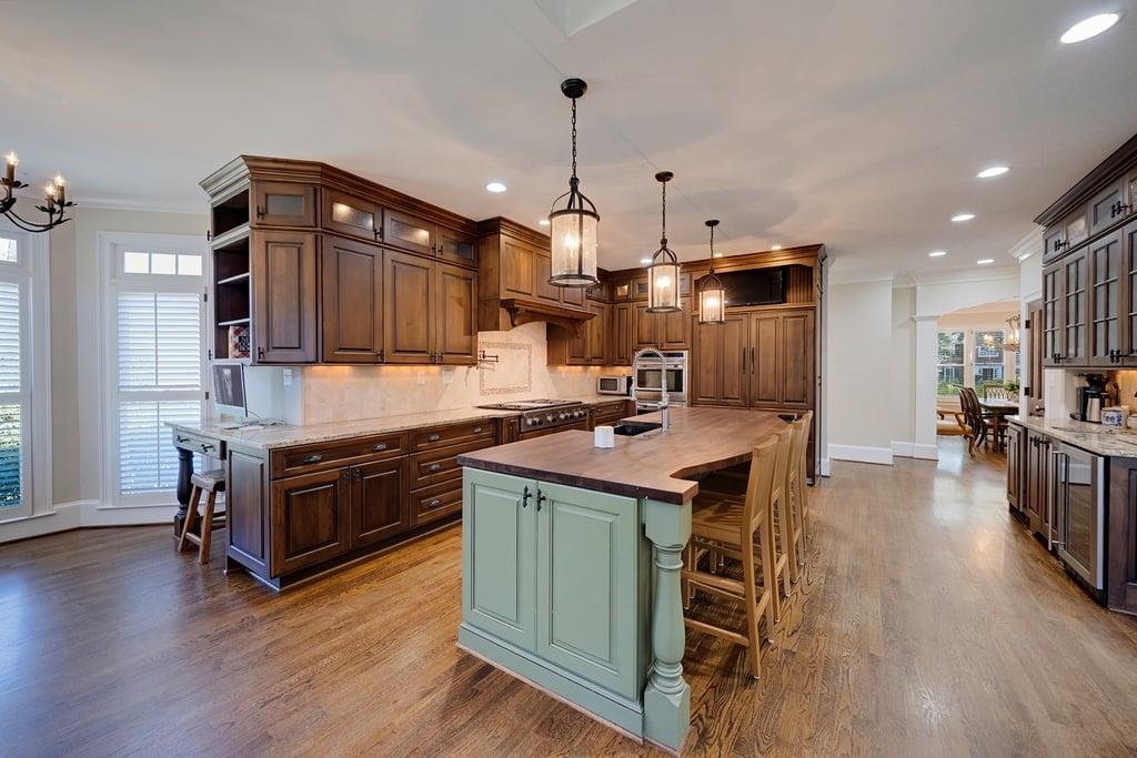 4169 Riverview Drive