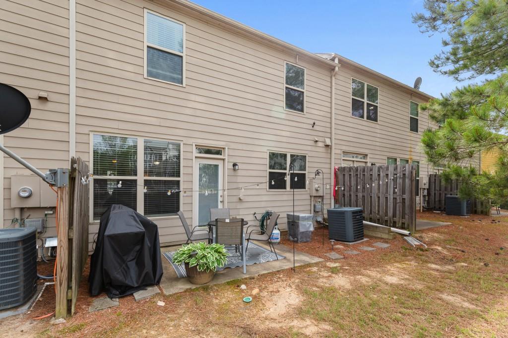 1539 Creek Bend Lane, Lawrenceville, Georgia image 31
