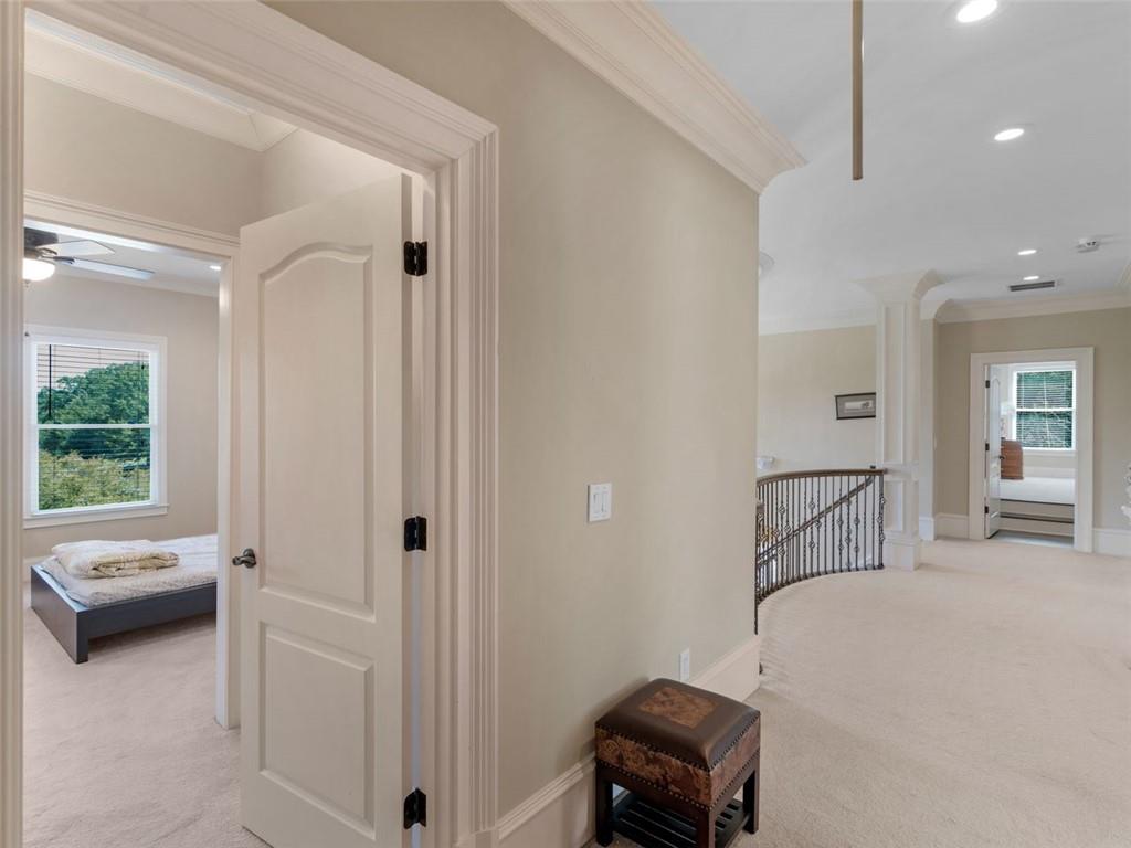 1695 WHITLEY Road