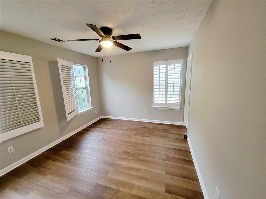 1379 Vintage Pointe Drive, Lawrenceville, Georgia image 16
