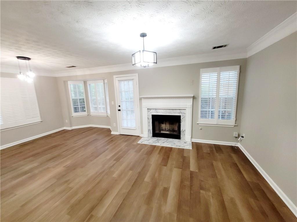 1379 Vintage Pointe Drive, Lawrenceville, Georgia image 7
