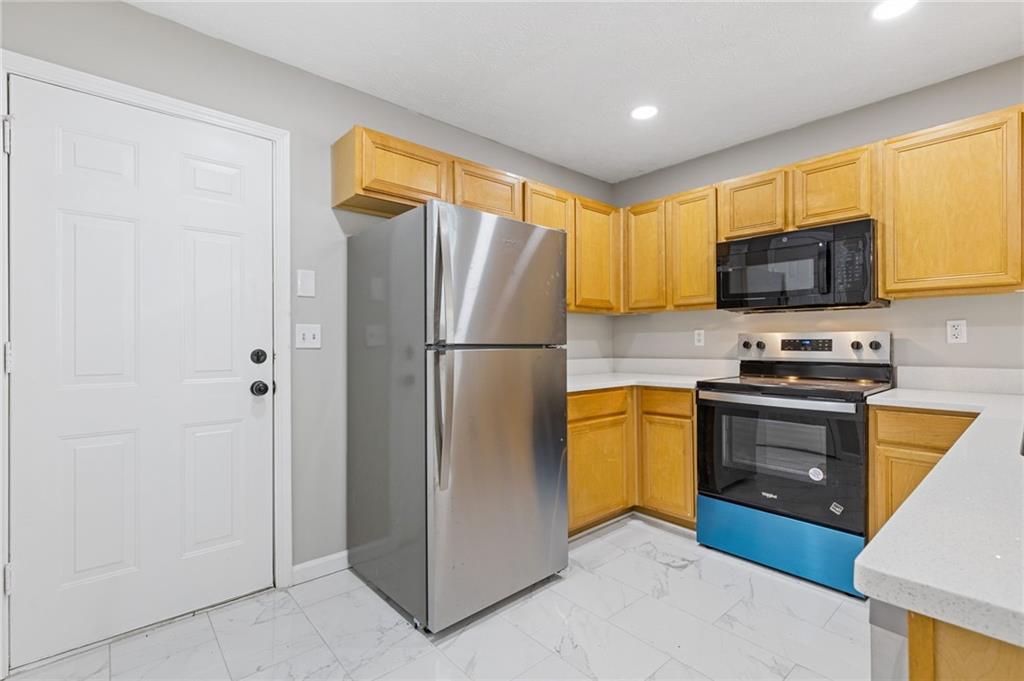 1379 Vintage Pointe Drive, Lawrenceville, Georgia image 11