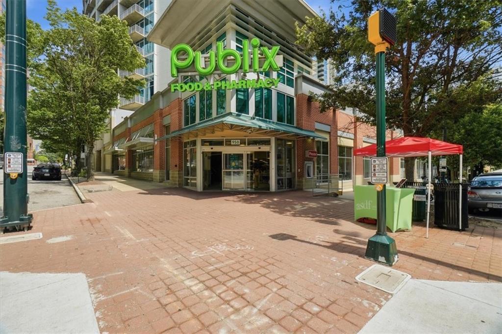 44 Peachtree Place NW 1431