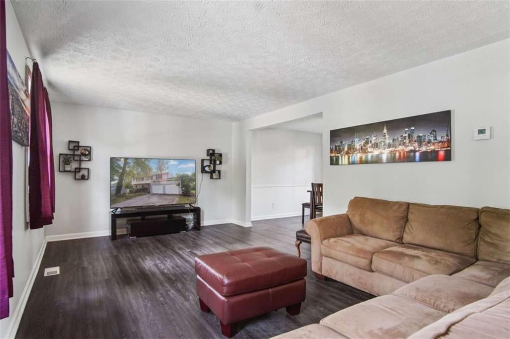 1014 BROCKDELL Court