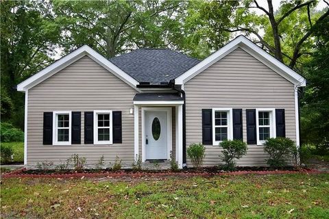 A home in Villa Rica