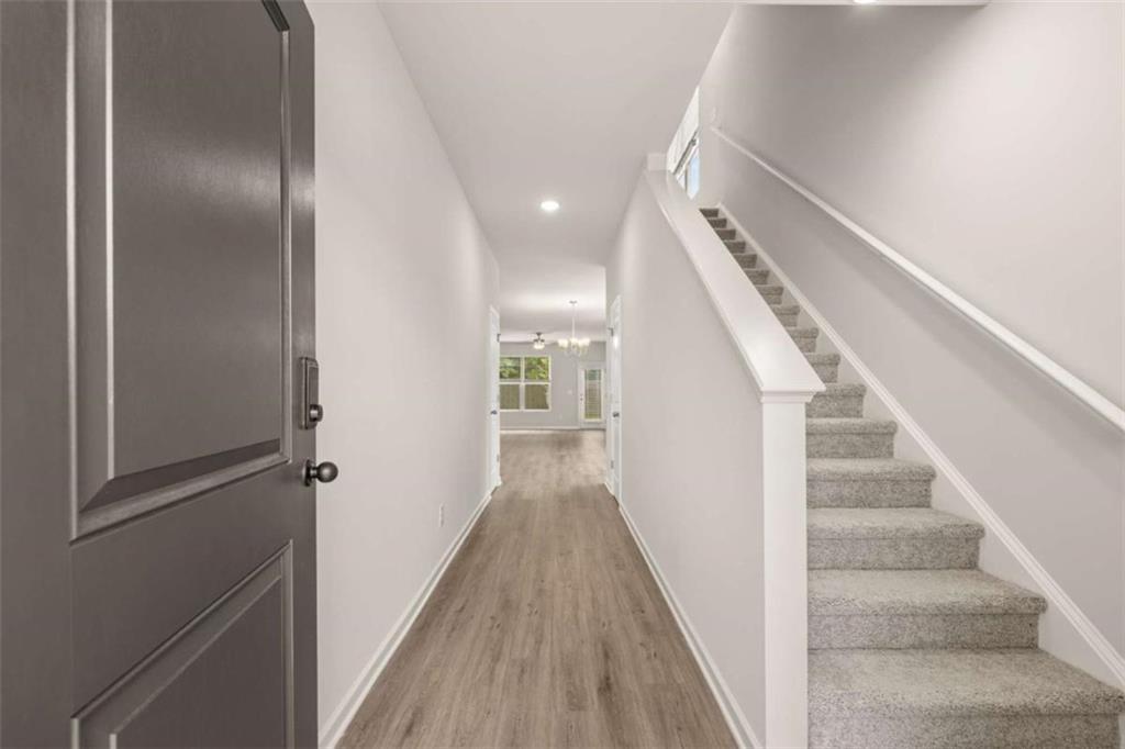 1234 Riverstone Road