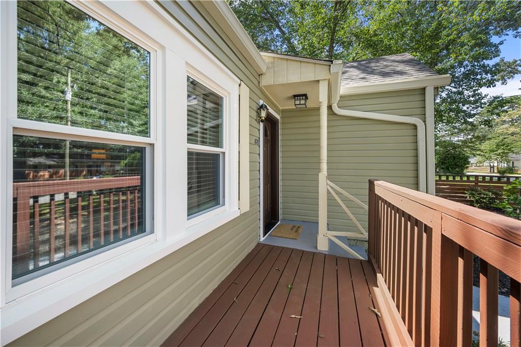 1938 Maywood Place NW