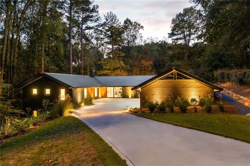 585 Amberidge Trail