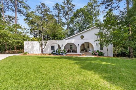 5714 Braddock Court Atlanta GA 30350