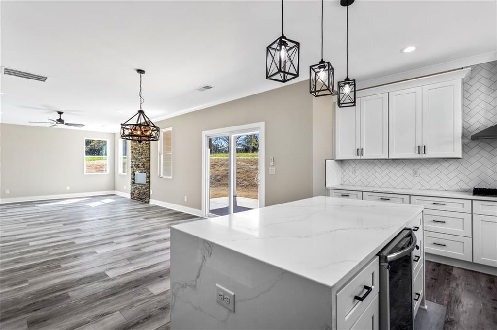 4285 Haynes Circle, Snellville, Georgia image 42