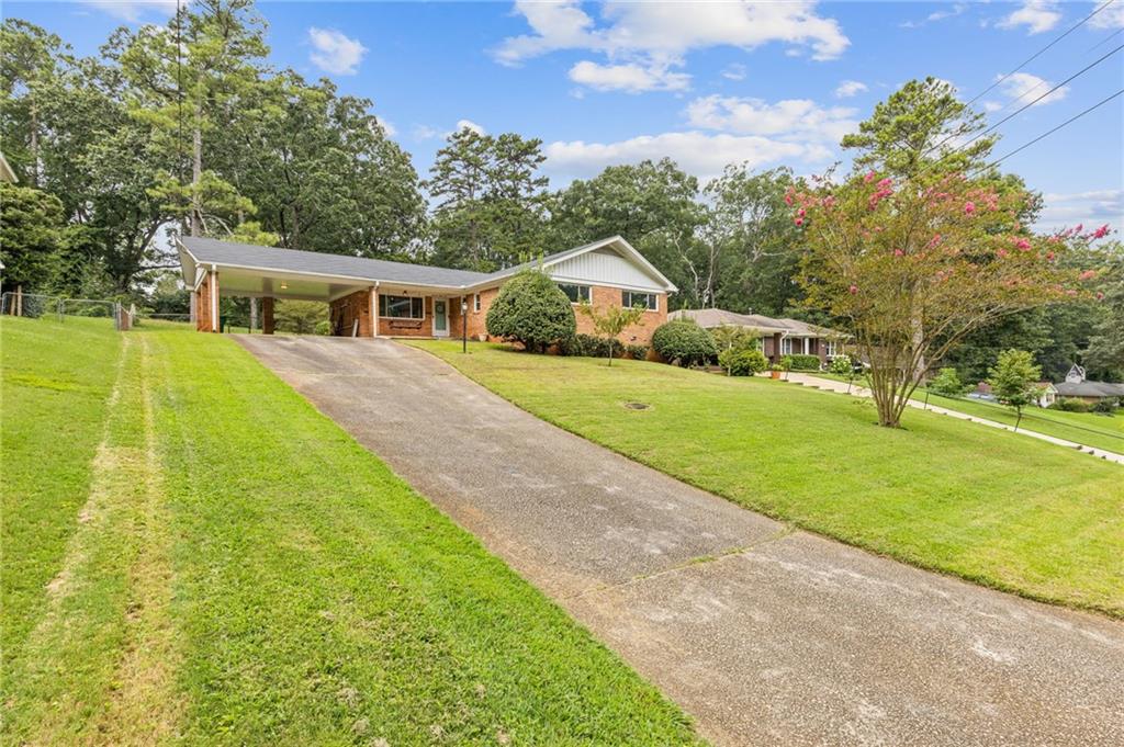1435 Thomas Road