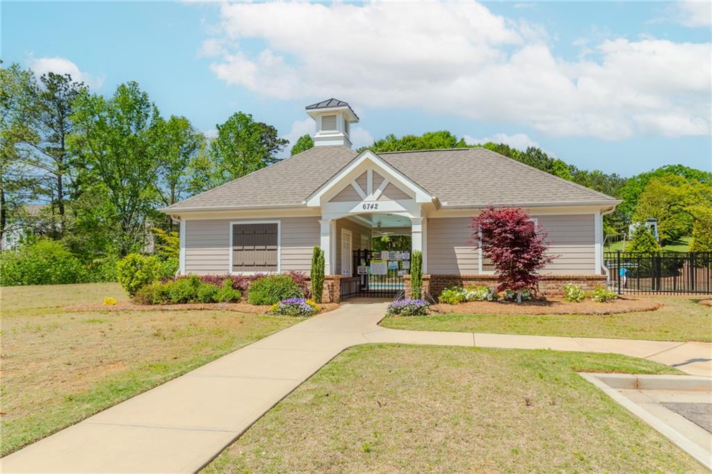 6829 Benjamin Drive, Flowery Branch, Georgia image 43