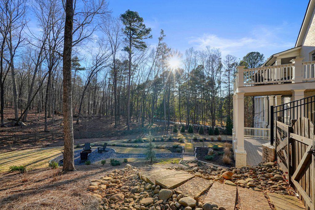 840 Greymont Circle NW