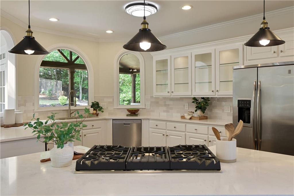 818 Forest Path Lane, Alpharetta, Georgia image 17