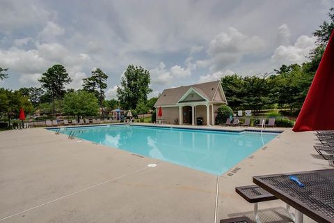 A home in Dacula