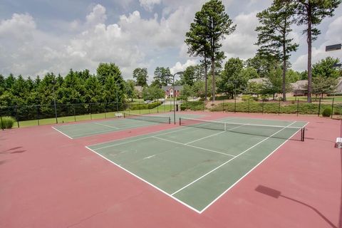 A home in Dacula