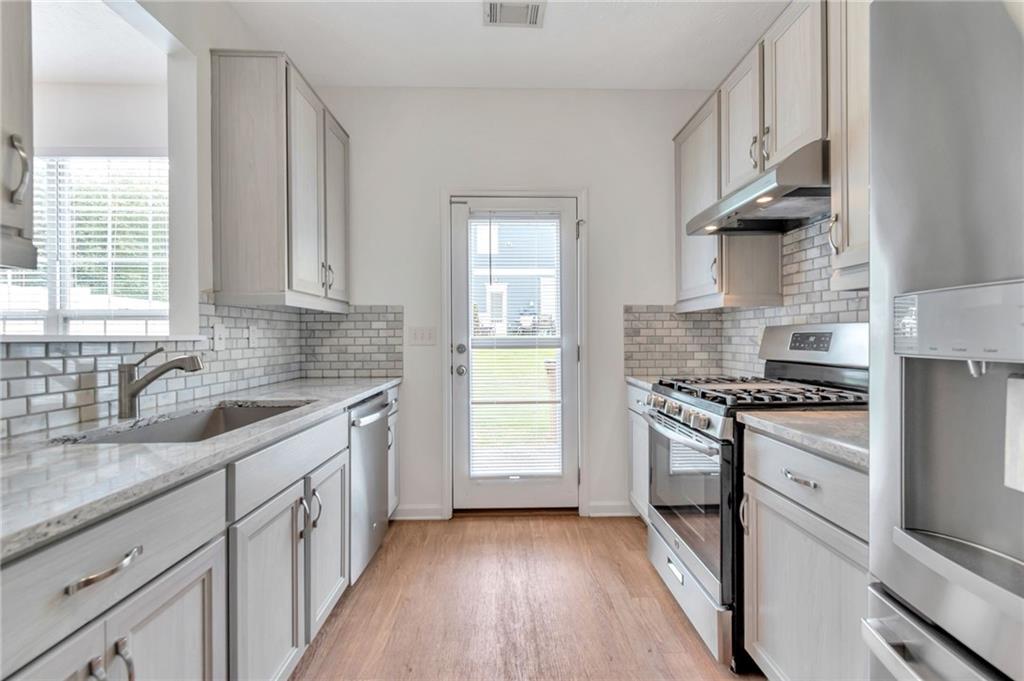 6243 Shoreview Circle