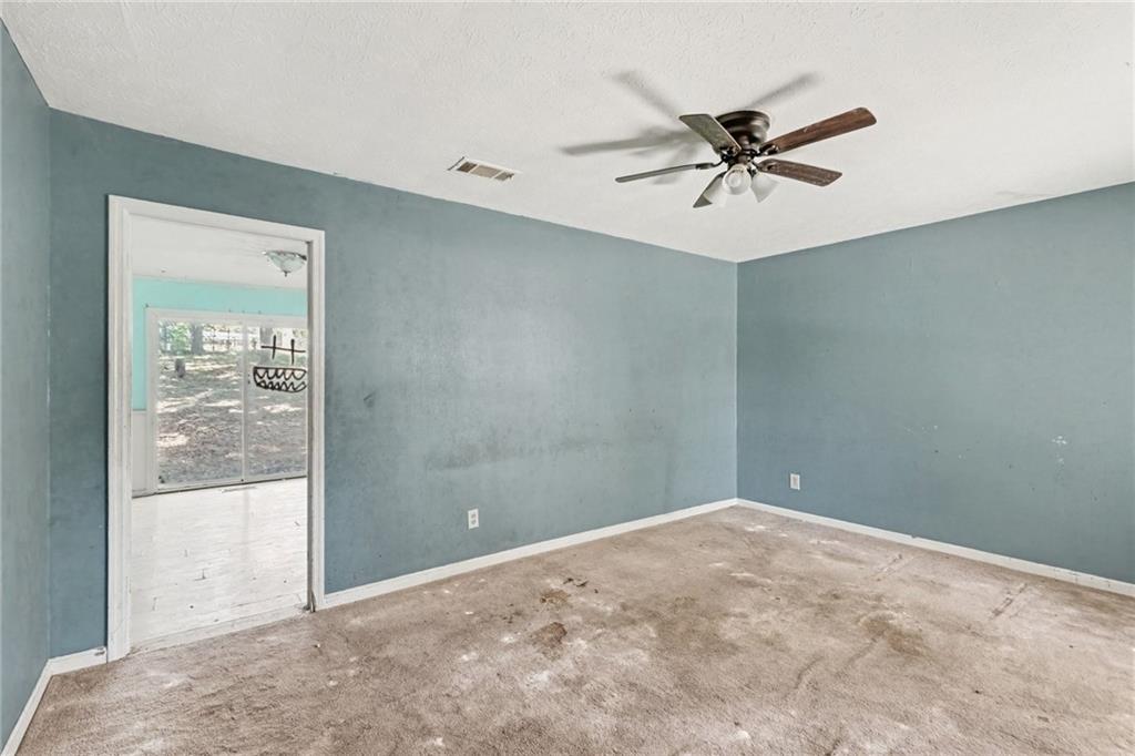 5031 Oakdale Drive