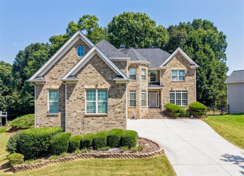 Homes For Sale - 8915 Maple Run Trail<br/> Gainesville, GA 30506