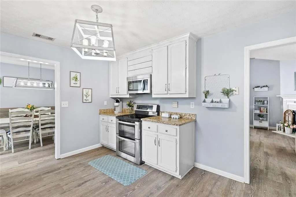 Flowery Branch, Georgia 30542, United States, 3 Bedrooms Bedrooms, ,2 BathroomsBathrooms,Residential,Active,178393