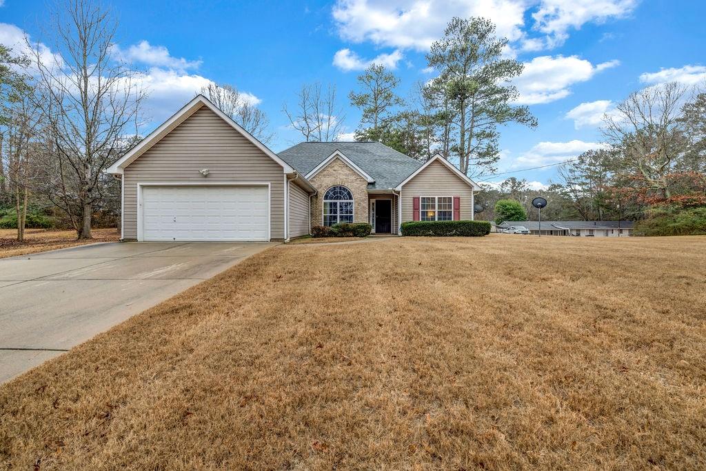 2327 Maple Avenue, Morrow, Georgia image 1