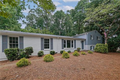 Homes For Sale - 2891 Canton Hills Drive<br/> Marietta, GA 30062