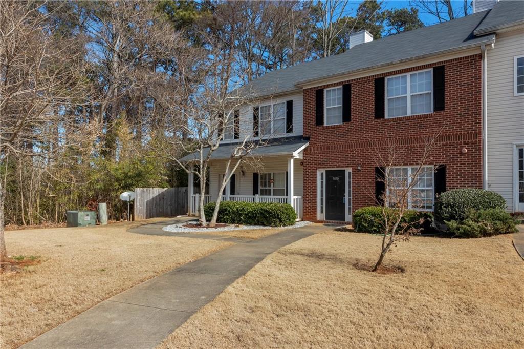 5090 Leeshire Trace, Tucker, Georgia image 1