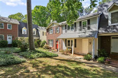Townhouse For Sale - 1319 Minhinette Drive<br/> Roswell, GA 30075