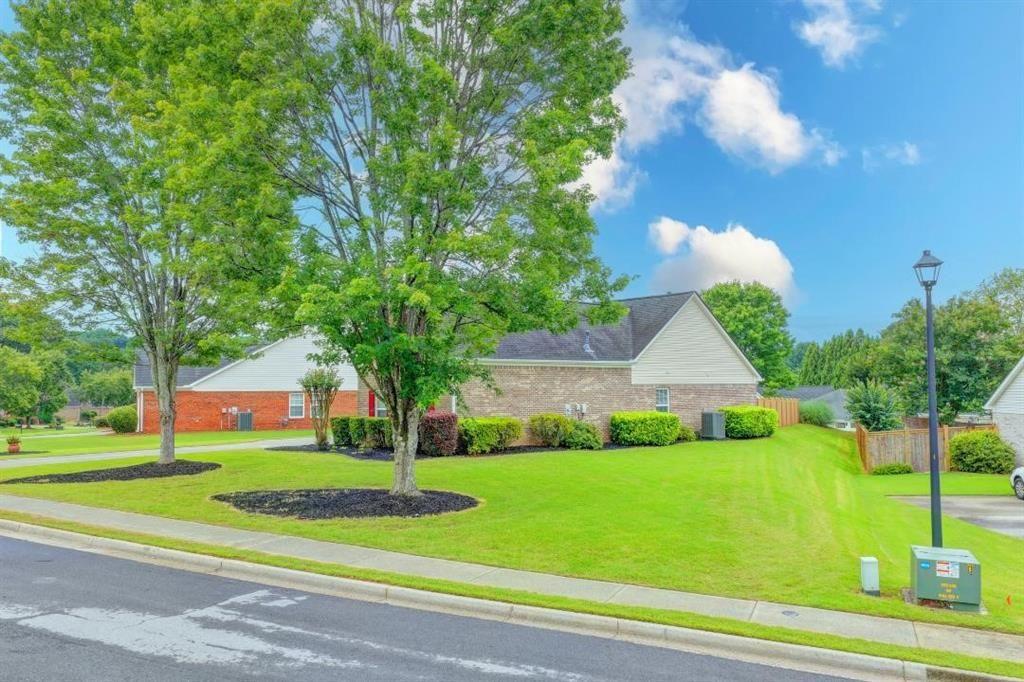 5205 Ashbury Manor Lane
