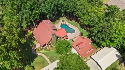 A home in Powder Springs