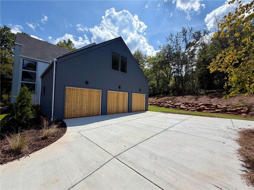 215 Winterberry Way