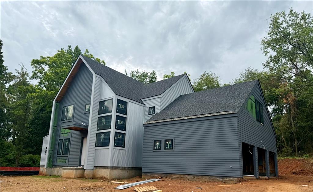 215 Winterberry Way
