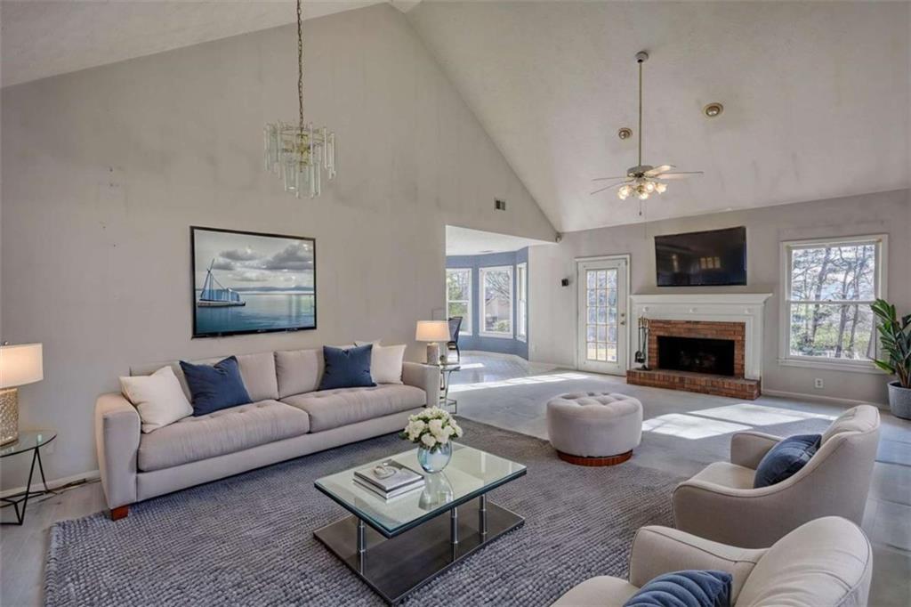 1280 Stone Bridge Ct SW