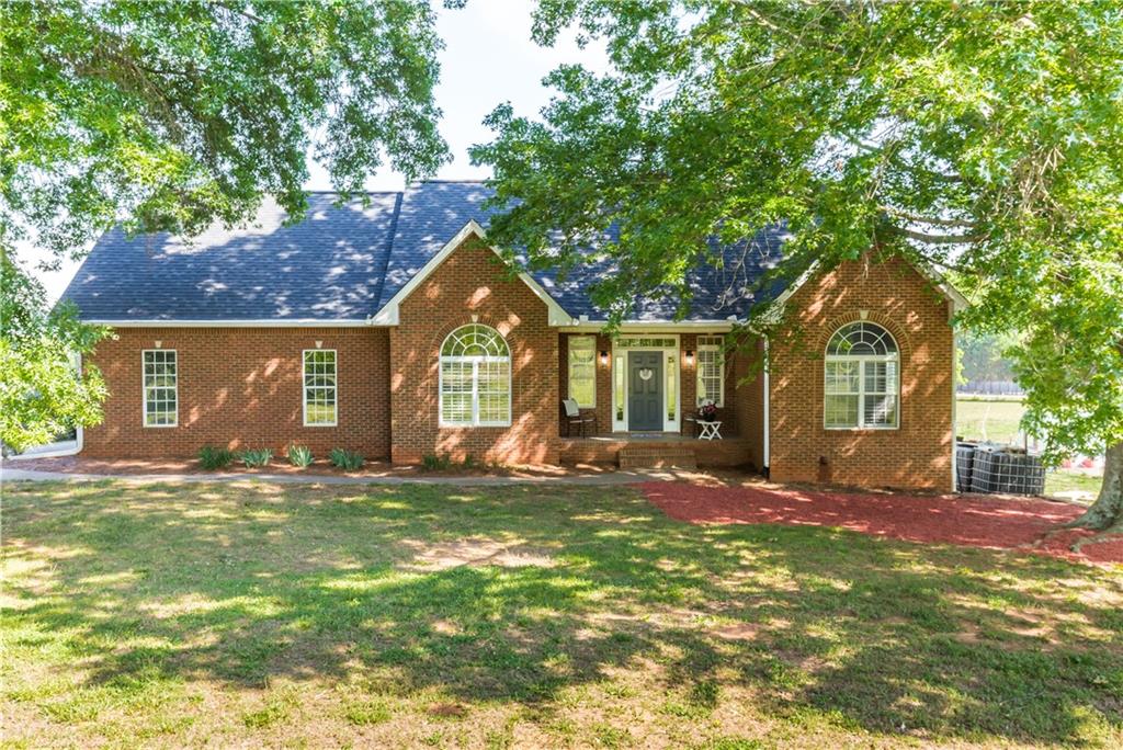 75 W Ridgeway Road