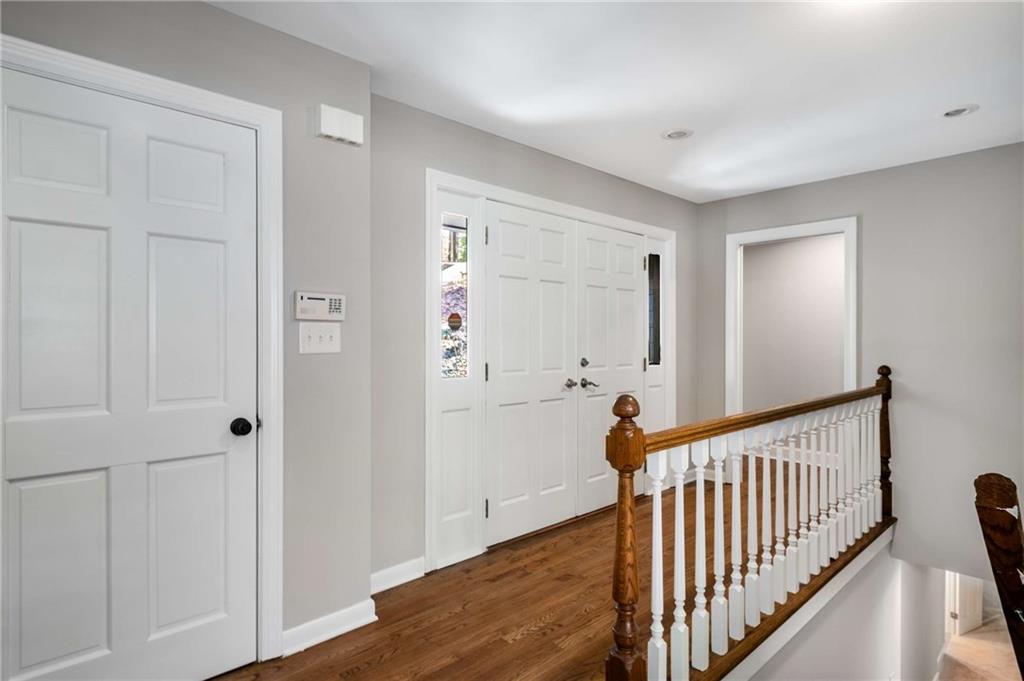 3240 Pinestream Road, Atlanta, Georgia image 7