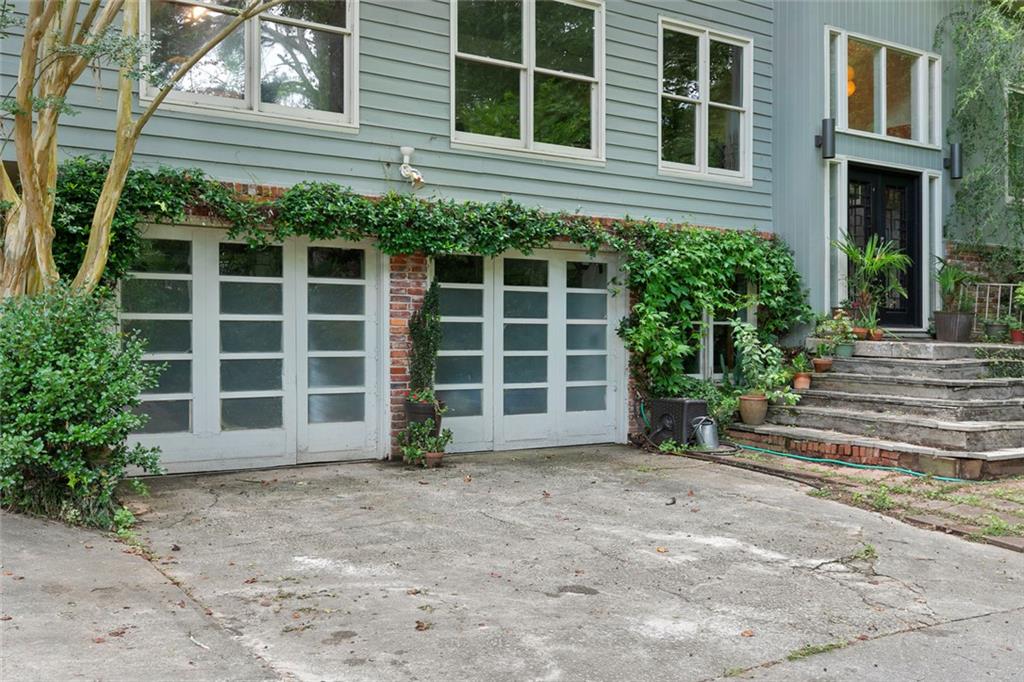 1232 Bernadette Lane NE