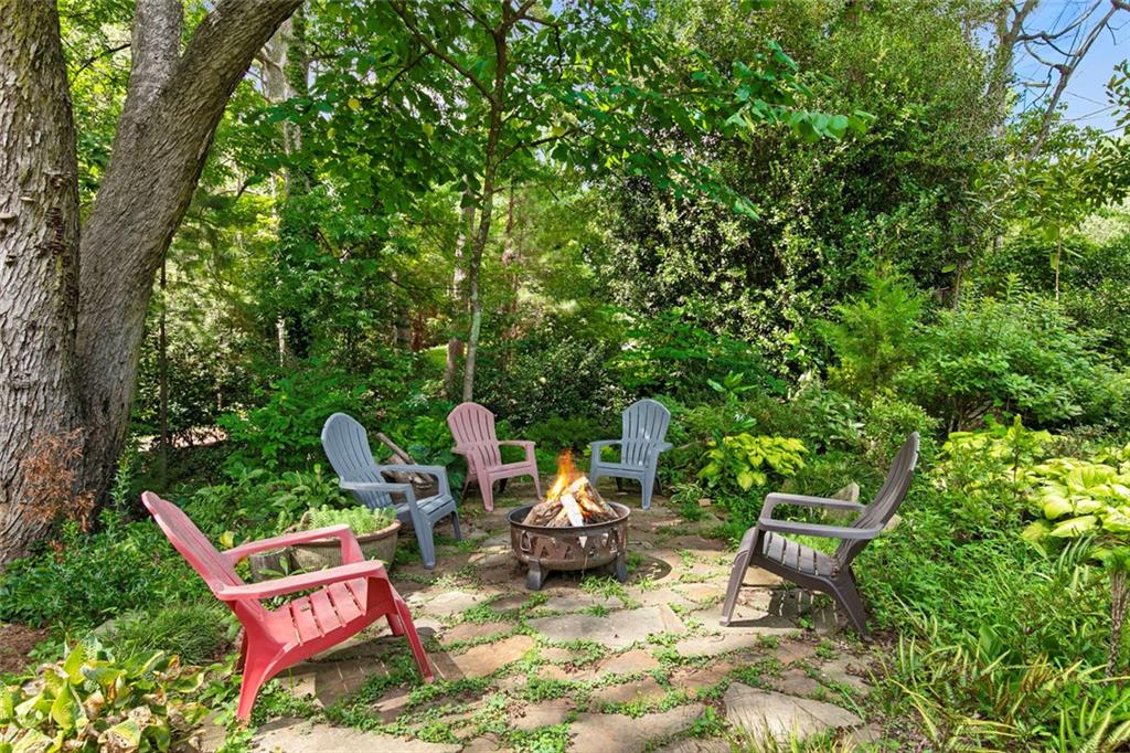 1232 Bernadette Lane NE