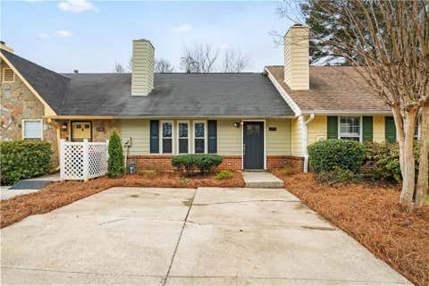 Townhouse For Sale - 1998 Cheatham Woods Drive<br/> Marietta, GA 30008