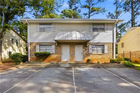 Townhouse For Sale - 936 Six Oaks Circle #A<br/> Norcross, GA 30093
