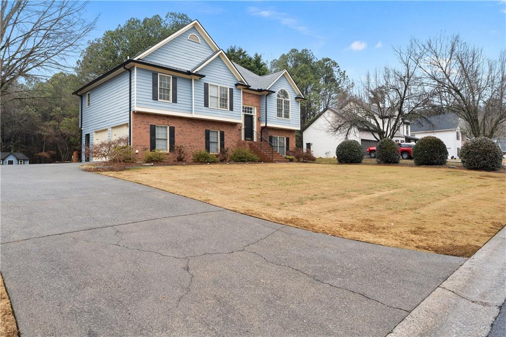 58 Planters Drive NW