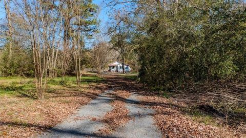 A home in Calhoun